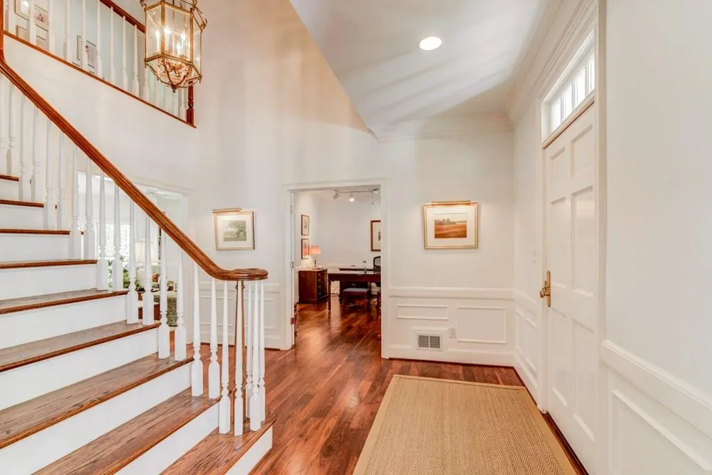 1180 Northmoor Court Nw, Atlanta, Georgia 30327, 5 Bedrooms Bedrooms, ,4 BathroomsBathrooms,Residential,Sold,1180 Northmoor Court Nw,5992776