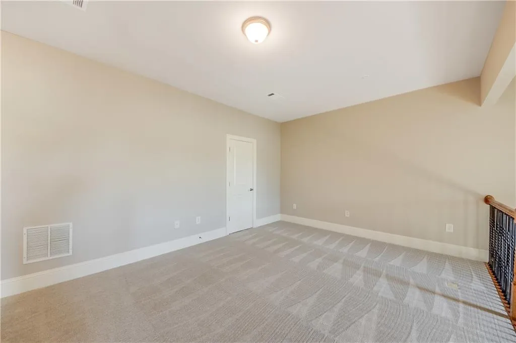 6415 Paulson Place, Sandy Springs, Georgia 30328, 3 Bedrooms Bedrooms, ,3 BathroomsBathrooms,Residential,Sold,6415 Paulson Place,6857536