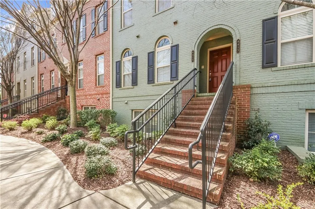 6415 Paulson Place, Sandy Springs, Georgia 30328, 3 Bedrooms Bedrooms, ,3 BathroomsBathrooms,Residential,Sold,6415 Paulson Place,6857536