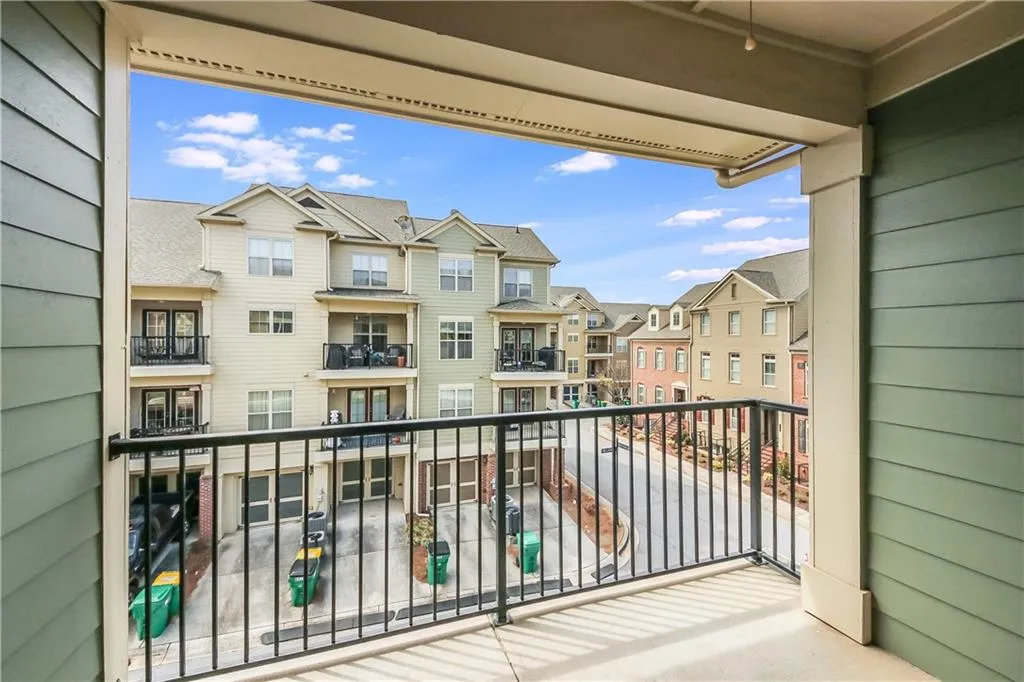 6415 Paulson Place, Sandy Springs, Georgia 30328, 3 Bedrooms Bedrooms, ,3 BathroomsBathrooms,Residential,Sold,6415 Paulson Place,6857536