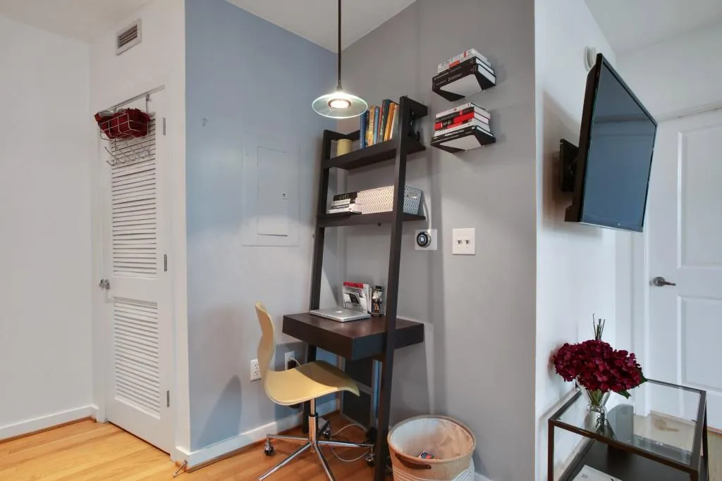 923 Peachtree Street Ne Unit 732, Atlanta, Georgia 30309, 1 Bedroom Bedrooms, ,1 BathroomBathrooms,Residential,Sold,923 Peachtree Street Ne Unit 732,5803734