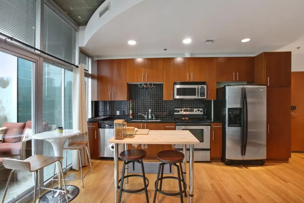 923 Peachtree Street Ne Unit 732, Atlanta, Georgia 30309, 1 Bedroom Bedrooms, ,1 BathroomBathrooms,Residential,Sold,923 Peachtree Street Ne Unit 732,5803734