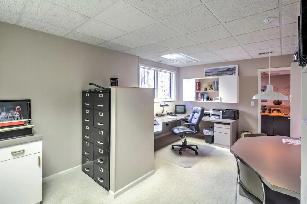 595 Idlewood Drive, Sandy Springs, Georgia 30327, 4 Bedrooms Bedrooms, ,3 BathroomsBathrooms,Residential,Sold,595 Idlewood Drive,5967934