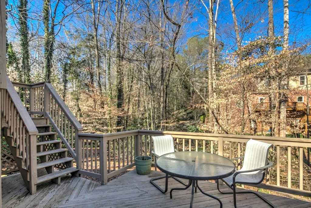 595 Idlewood Drive, Sandy Springs, Georgia 30327, 4 Bedrooms Bedrooms, ,3 BathroomsBathrooms,Residential,Sold,595 Idlewood Drive,5967934