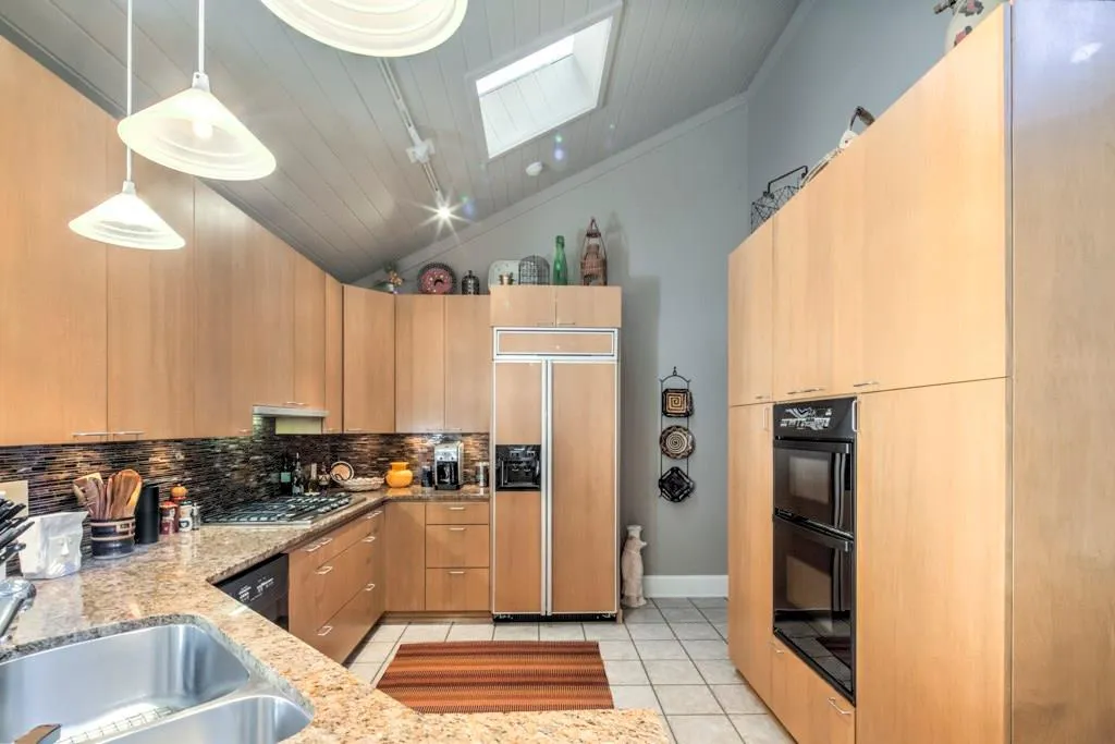 595 Idlewood Drive, Sandy Springs, Georgia 30327, 4 Bedrooms Bedrooms, ,3 BathroomsBathrooms,Residential,Sold,595 Idlewood Drive,5967934