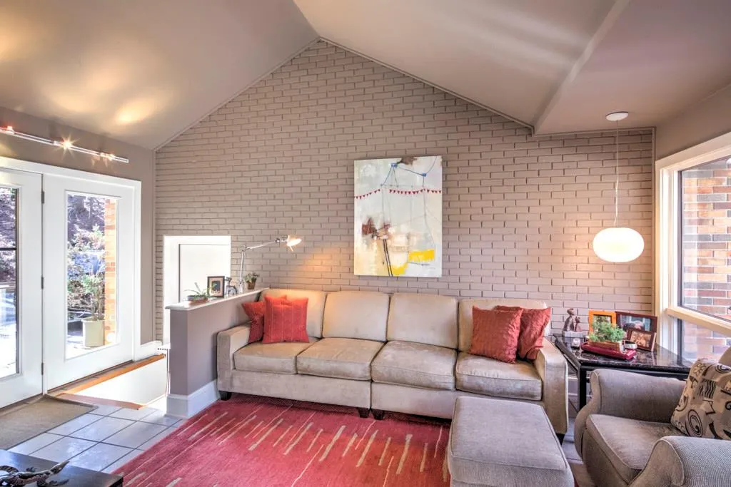 595 Idlewood Drive, Sandy Springs, Georgia 30327, 4 Bedrooms Bedrooms, ,3 BathroomsBathrooms,Residential,Sold,595 Idlewood Drive,5967934