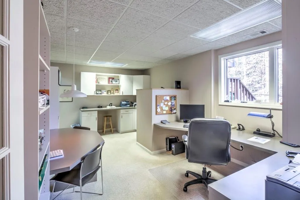 595 Idlewood Drive, Sandy Springs, Georgia 30327, 4 Bedrooms Bedrooms, ,3 BathroomsBathrooms,Residential,Sold,595 Idlewood Drive,5967934