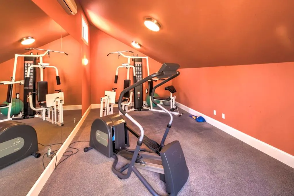 595 Idlewood Drive, Sandy Springs, Georgia 30327, 4 Bedrooms Bedrooms, ,3 BathroomsBathrooms,Residential,Sold,595 Idlewood Drive,5967934