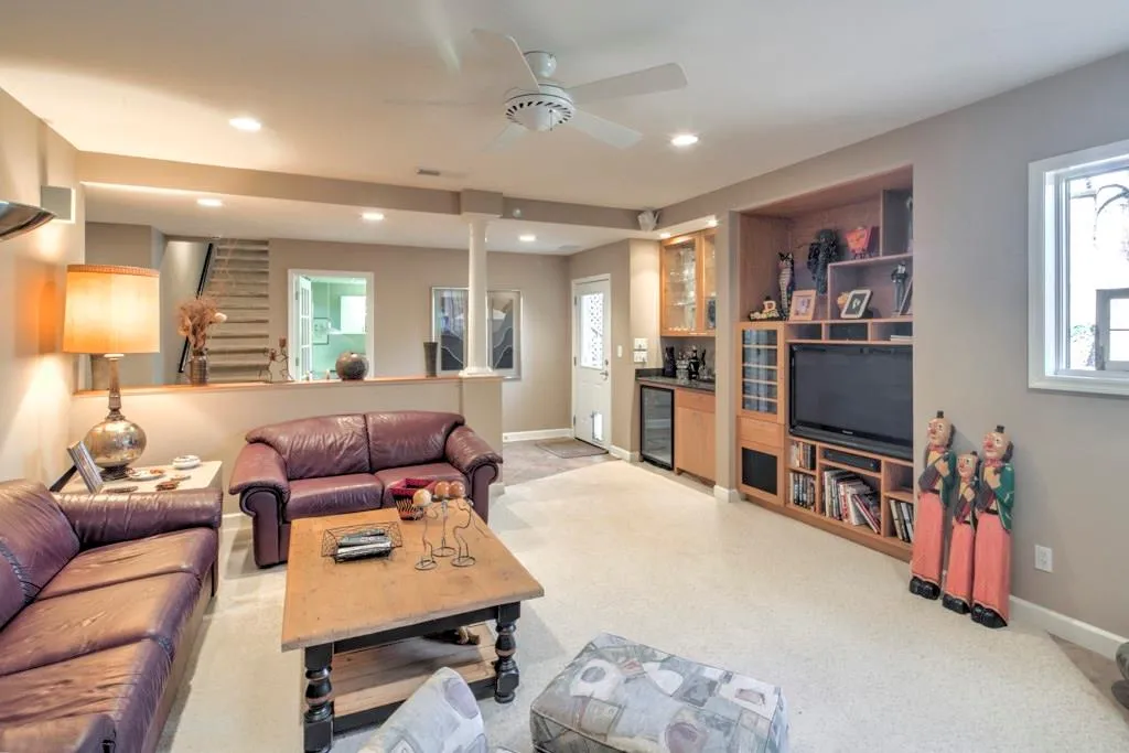 595 Idlewood Drive, Sandy Springs, Georgia 30327, 4 Bedrooms Bedrooms, ,3 BathroomsBathrooms,Residential,Sold,595 Idlewood Drive,5967934