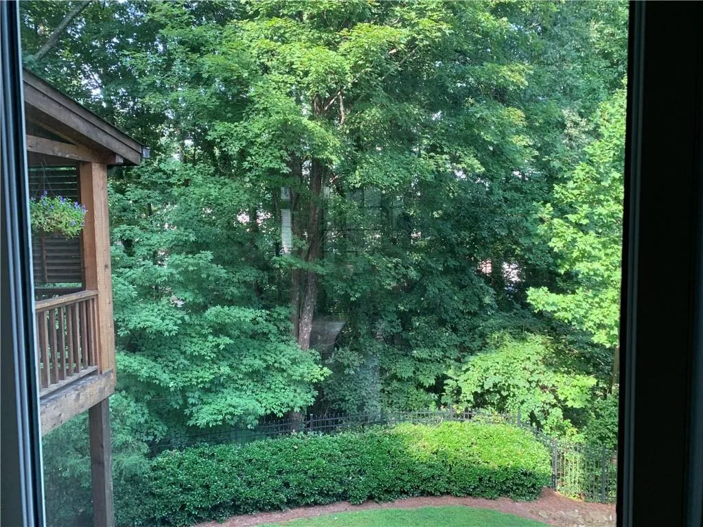 197 Stewart Drive, Atlanta, Georgia 30342, 5 Bedrooms Bedrooms, ,5 BathroomsBathrooms,Residential,Sold,197 Stewart Drive,7164266