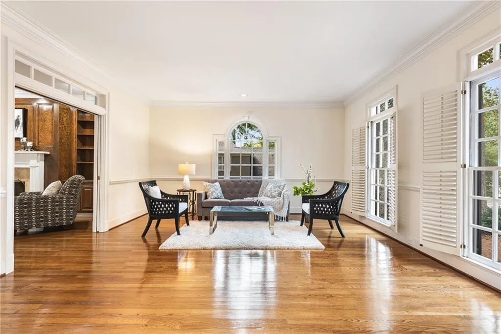 85 Wing Mill Road, Sandy Springs, Georgia 30350, 5 Bedrooms Bedrooms, ,4 BathroomsBathrooms,Residential,Sold,85 Wing Mill Road,6619162
