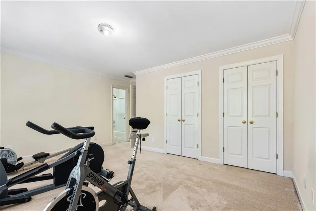 85 Wing Mill Road, Sandy Springs, Georgia 30350, 5 Bedrooms Bedrooms, ,4 BathroomsBathrooms,Residential,Sold,85 Wing Mill Road,6619162