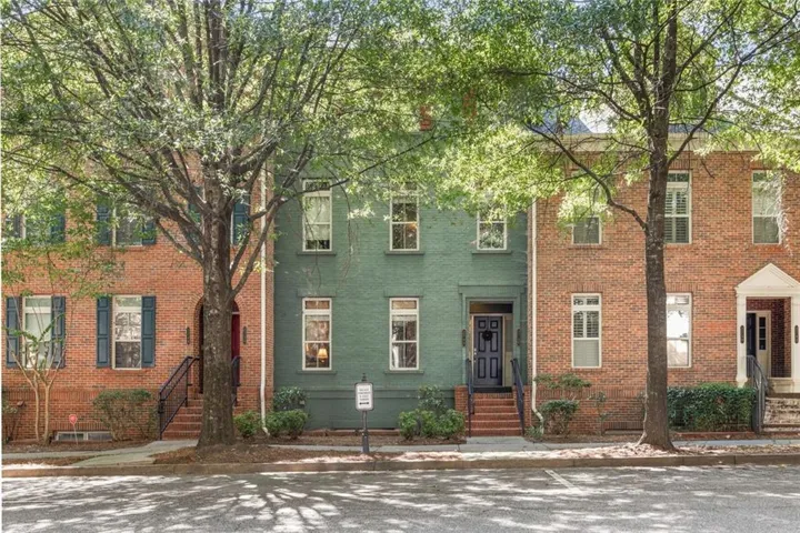 2744 Wander Lane, Alpharetta, Georgia 30022