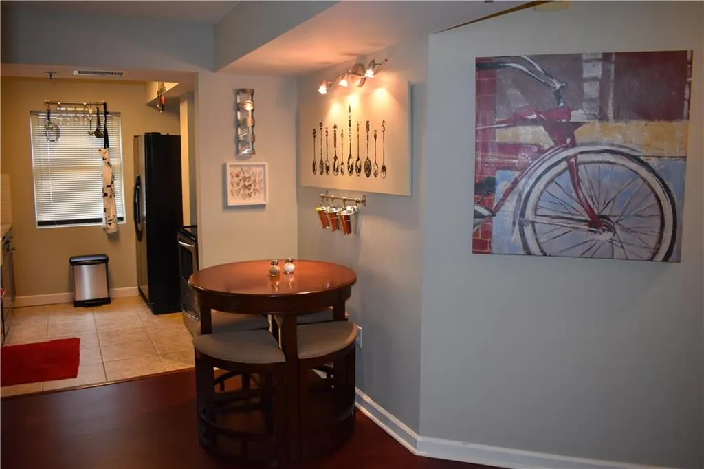 795 Hammond Drive Unit 212, Sandy Springs, Georgia 30328, 1 Bedroom Bedrooms, ,1 BathroomBathrooms,Residential,Sold,795 Hammond Drive Unit 212,6057673
