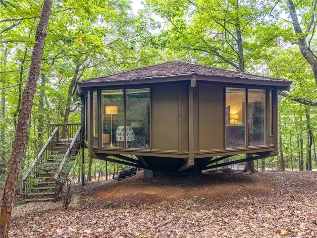 208 Treetopper Circle, Jasper, Georgia 30143