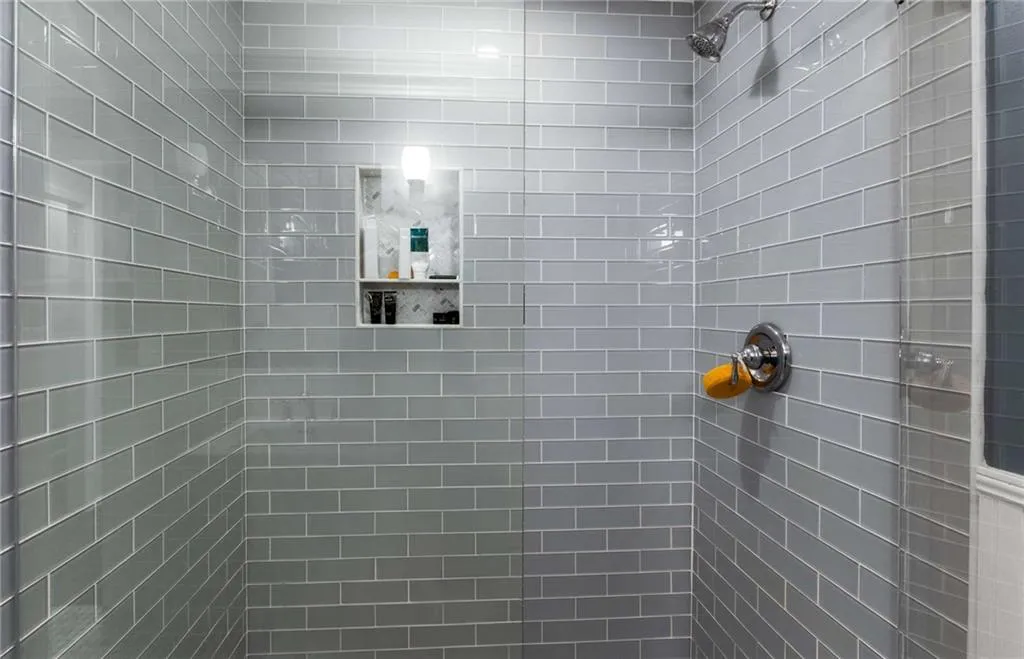 5300 New London, Sandy Springs, Georgia 30327, 5 Bedrooms Bedrooms, ,3 BathroomsBathrooms,Residential,Sold,5300 New London,7428514