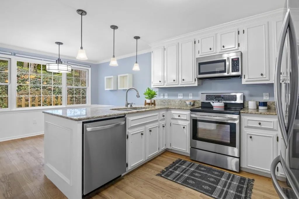 585 Calaveras Drive, Atlanta, Georgia 30350, 4 Bedrooms Bedrooms, ,2 BathroomsBathrooms,Residential,Sold,585 Calaveras Drive,6966395