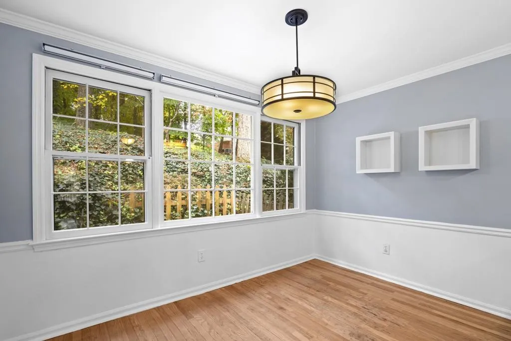 585 Calaveras Drive, Atlanta, Georgia 30350, 4 Bedrooms Bedrooms, ,2 BathroomsBathrooms,Residential,Sold,585 Calaveras Drive,6966395