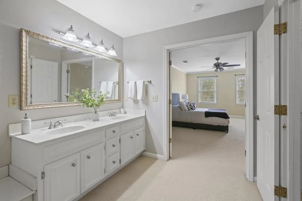 585 Calaveras Drive, Atlanta, Georgia 30350, 4 Bedrooms Bedrooms, ,2 BathroomsBathrooms,Residential,Sold,585 Calaveras Drive,6966395