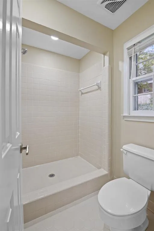 585 Calaveras Drive, Atlanta, Georgia 30350, 4 Bedrooms Bedrooms, ,2 BathroomsBathrooms,Residential,Sold,585 Calaveras Drive,6966395