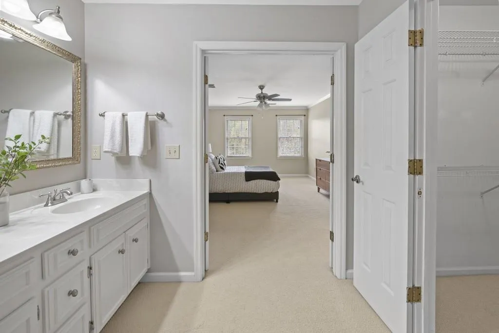 585 Calaveras Drive, Atlanta, Georgia 30350, 4 Bedrooms Bedrooms, ,2 BathroomsBathrooms,Residential,Sold,585 Calaveras Drive,6966395