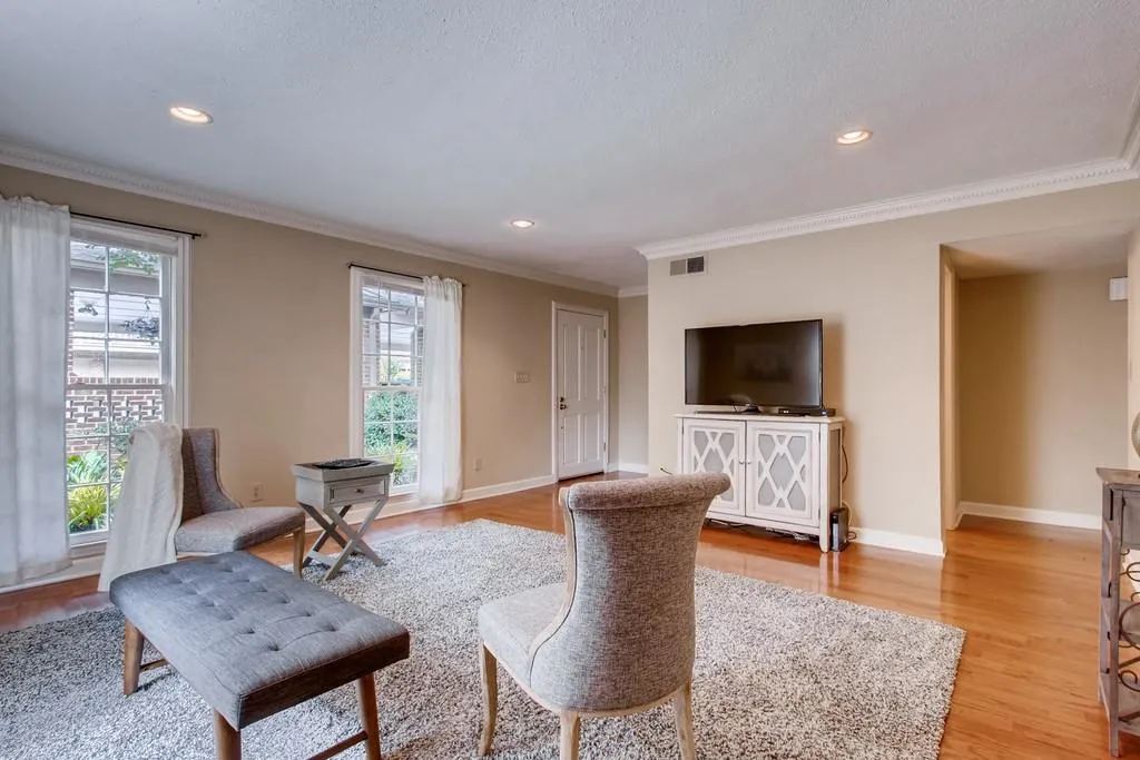 319 The Chace Ne, Atlanta, Georgia 30328, 2 Bedrooms Bedrooms, ,2 BathroomsBathrooms,Residential,Sold,319 The Chace Ne,6668716