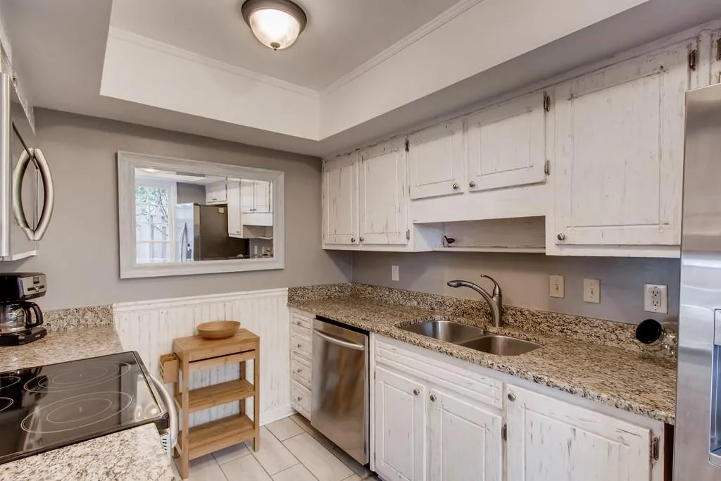 319 The Chace Ne, Atlanta, Georgia 30328, 2 Bedrooms Bedrooms, ,2 BathroomsBathrooms,Residential,Sold,319 The Chace Ne,6668716