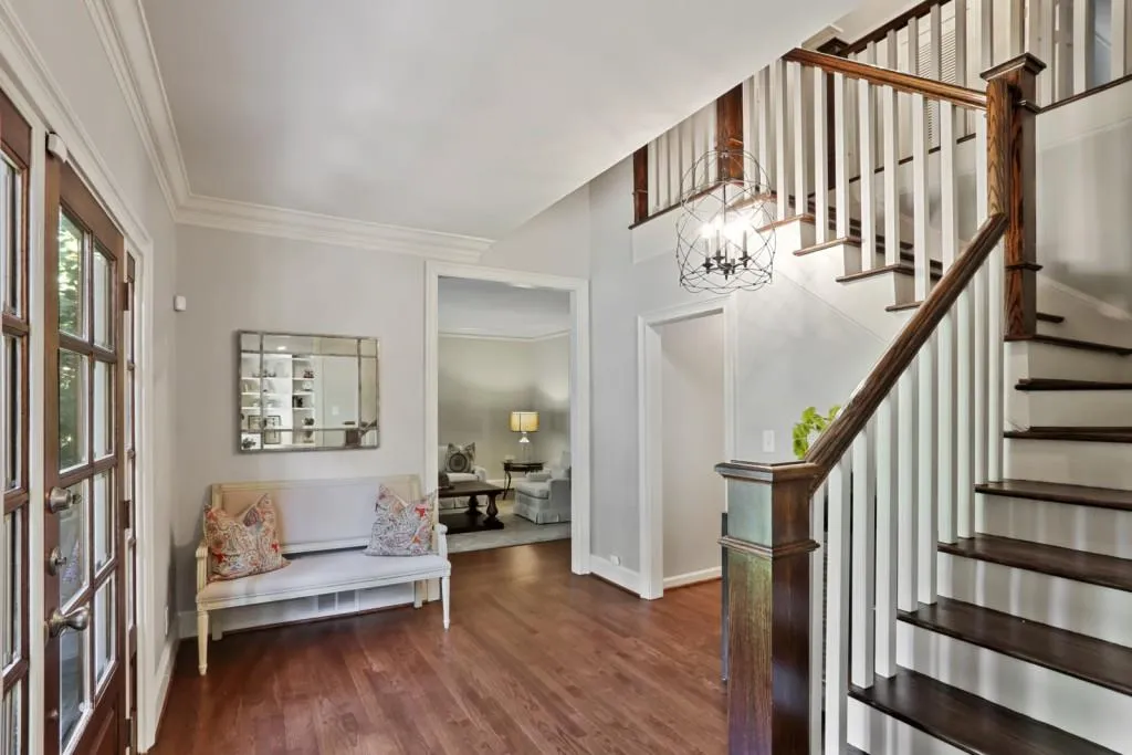 6190 Blackwater Trail, Sandy Springs, Georgia 30328, 5 Bedrooms Bedrooms, ,3 BathroomsBathrooms,Residential,Sold,6190 Blackwater Trail,7008313