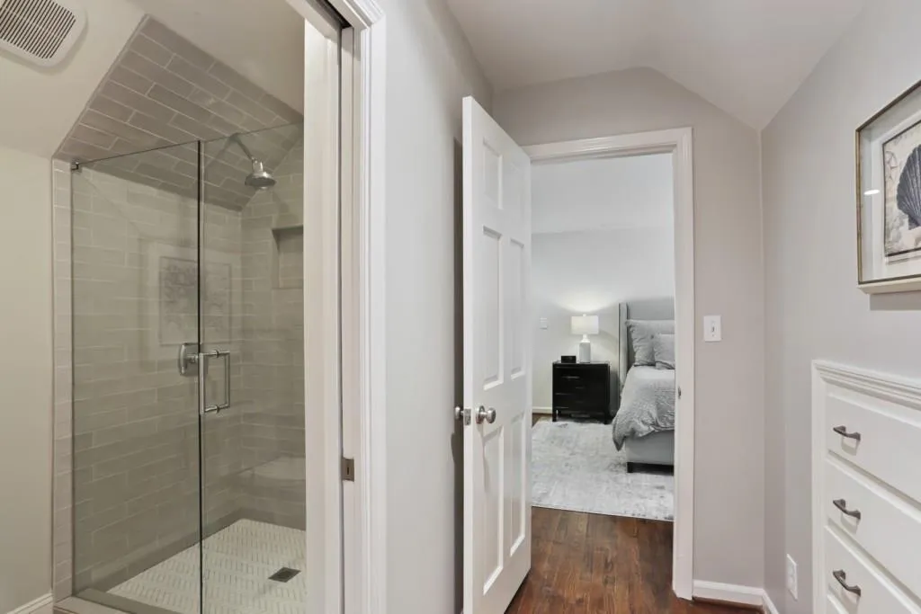 6190 Blackwater Trail, Sandy Springs, Georgia 30328, 5 Bedrooms Bedrooms, ,3 BathroomsBathrooms,Residential,Sold,6190 Blackwater Trail,7008313