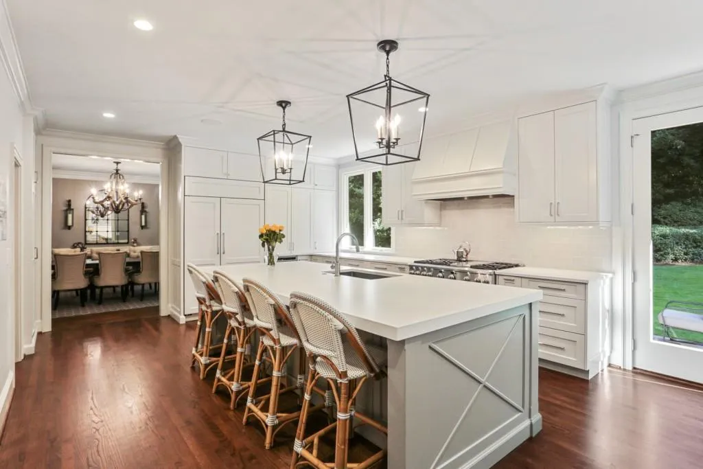 6190 Blackwater Trail, Sandy Springs, Georgia 30328, 5 Bedrooms Bedrooms, ,3 BathroomsBathrooms,Residential,Sold,6190 Blackwater Trail,7008313