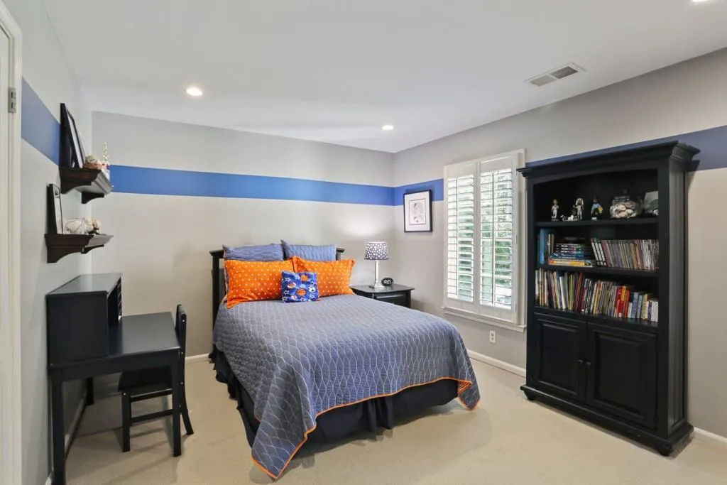 6190 Blackwater Trail, Sandy Springs, Georgia 30328, 5 Bedrooms Bedrooms, ,3 BathroomsBathrooms,Residential,Sold,6190 Blackwater Trail,7008313