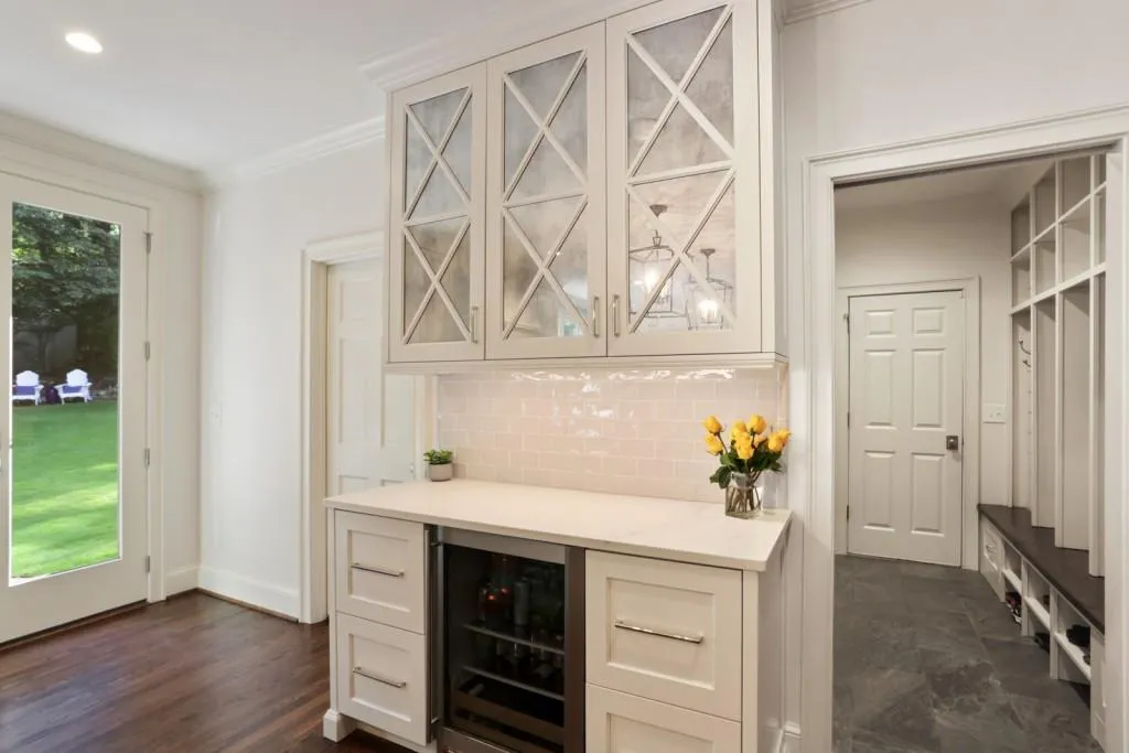 6190 Blackwater Trail, Sandy Springs, Georgia 30328, 5 Bedrooms Bedrooms, ,3 BathroomsBathrooms,Residential,Sold,6190 Blackwater Trail,7008313