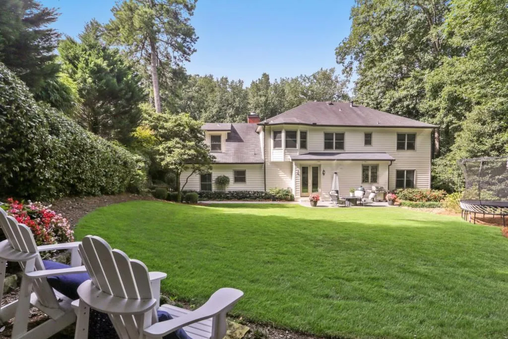 6190 Blackwater Trail, Sandy Springs, Georgia 30328, 5 Bedrooms Bedrooms, ,3 BathroomsBathrooms,Residential,Sold,6190 Blackwater Trail,7008313