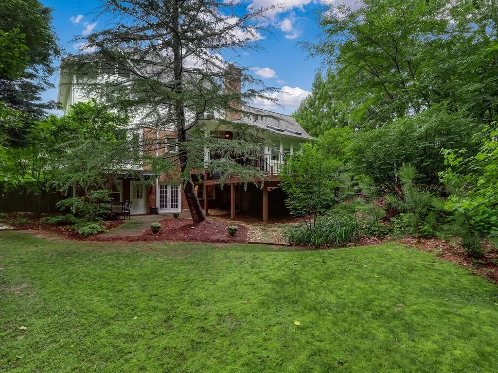 1705 Redbourne Drive, Atlanta, Georgia 30350, 5 Bedrooms Bedrooms, ,5 BathroomsBathrooms,Residential,Sold,1705 Redbourne Drive,7235240