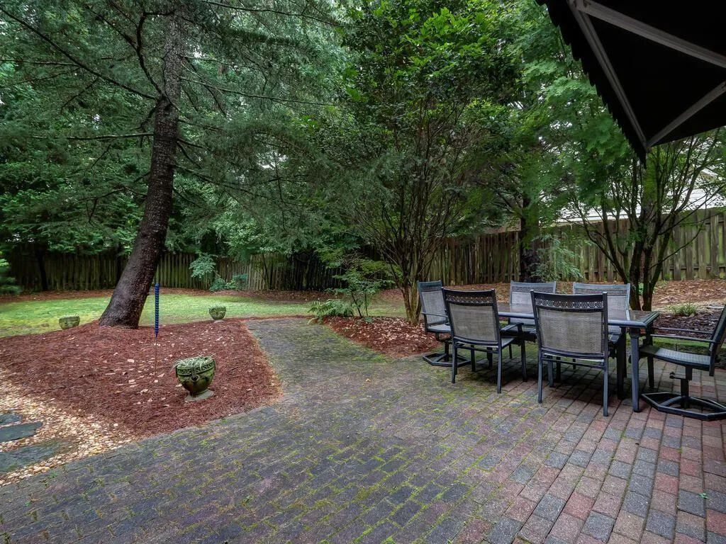 1705 Redbourne Drive, Atlanta, Georgia 30350, 5 Bedrooms Bedrooms, ,5 BathroomsBathrooms,Residential,Sold,1705 Redbourne Drive,7235240