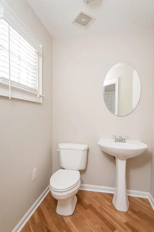 8635 Hope Mews Court, Sandy Springs, Georgia 30350, 2 Bedrooms Bedrooms, ,3 BathroomsBathrooms,Residential,Sold,8635 Hope Mews Court,5724872