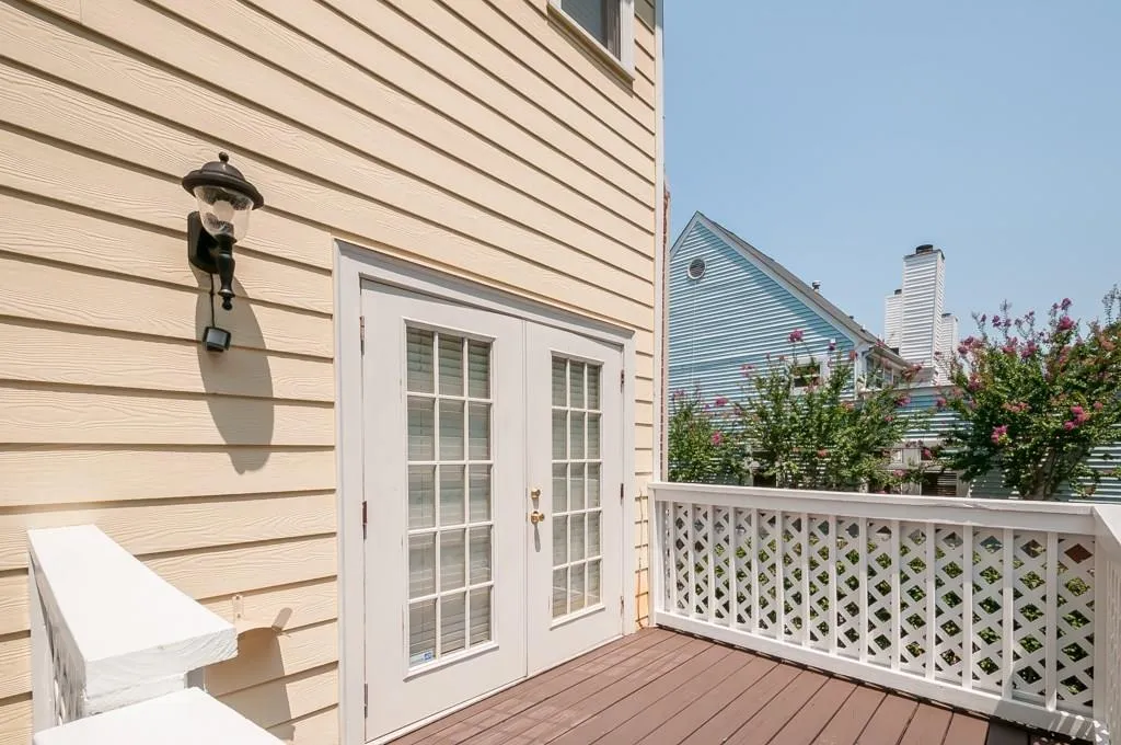 8635 Hope Mews Court, Sandy Springs, Georgia 30350, 2 Bedrooms Bedrooms, ,3 BathroomsBathrooms,Residential,Sold,8635 Hope Mews Court,5724872