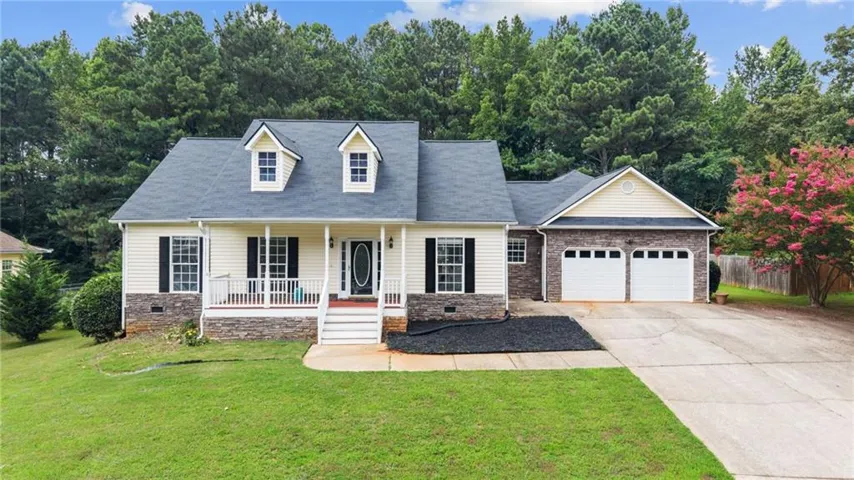 256 Spring Meadows Avenue, Dallas, Georgia 30157