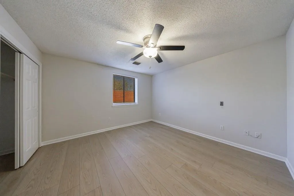 300 Johnson Ferry Road Ne Unit B113, Atlanta, Georgia 30328, 2 Bedrooms Bedrooms, ,2 BathroomsBathrooms,Residential,For Sale,300 Johnson Ferry Road Ne Unit B113,7699405