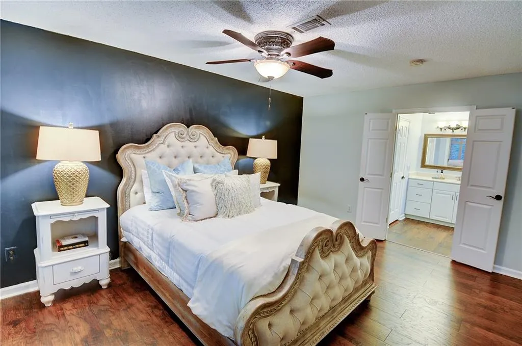 111 Bainbridge Drive, Atlanta, Georgia 30327, 2 Bedrooms Bedrooms, ,2 BathroomsBathrooms,Residential,Sold,111 Bainbridge Drive,5854729