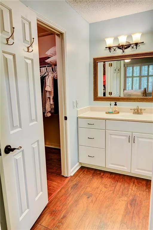111 Bainbridge Drive, Atlanta, Georgia 30327, 2 Bedrooms Bedrooms, ,2 BathroomsBathrooms,Residential,Sold,111 Bainbridge Drive,5854729