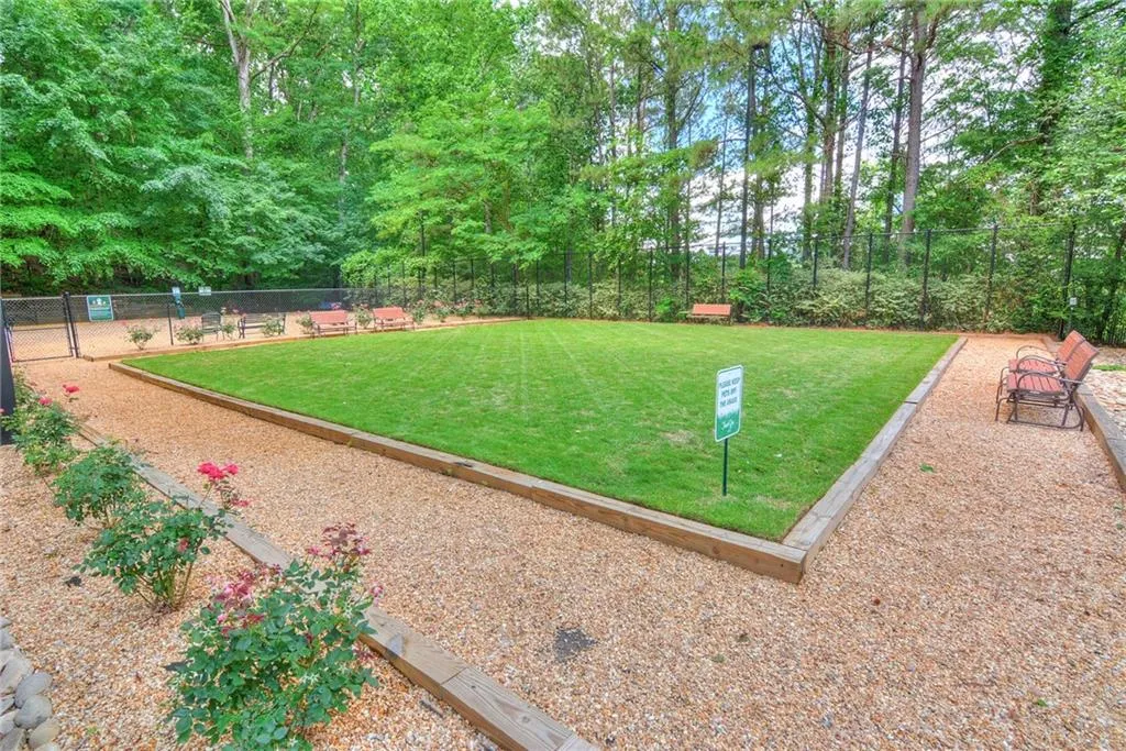 111 Bainbridge Drive, Atlanta, Georgia 30327, 2 Bedrooms Bedrooms, ,2 BathroomsBathrooms,Residential,Sold,111 Bainbridge Drive,5854729