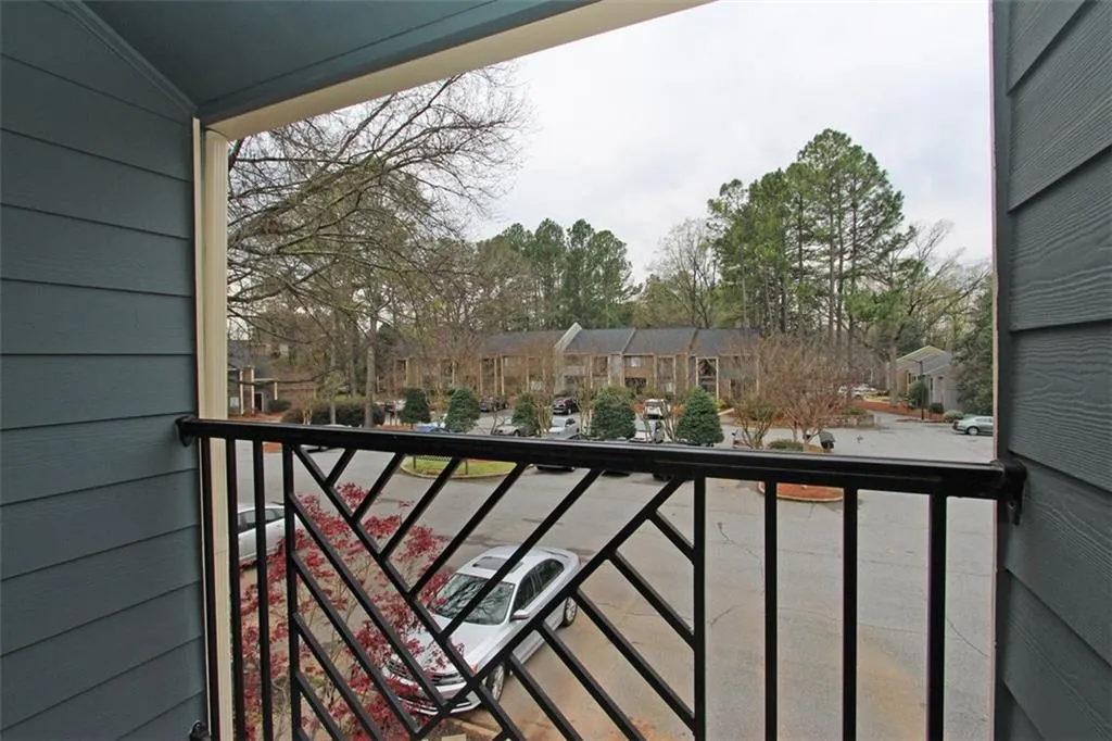 80 Goldrush Circle, Sandy Springs, Georgia 30328, 2 Bedrooms Bedrooms, ,2 BathroomsBathrooms,Residential,Sold,80 Goldrush Circle,5807914