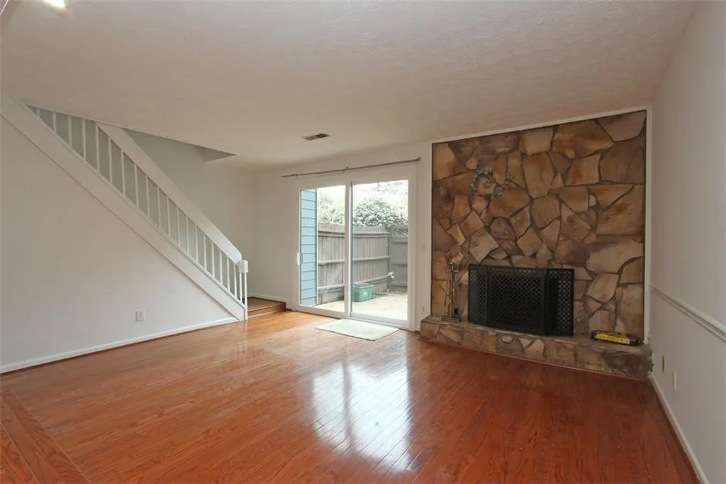 80 Goldrush Circle, Sandy Springs, Georgia 30328, 2 Bedrooms Bedrooms, ,2 BathroomsBathrooms,Residential,Sold,80 Goldrush Circle,5807914