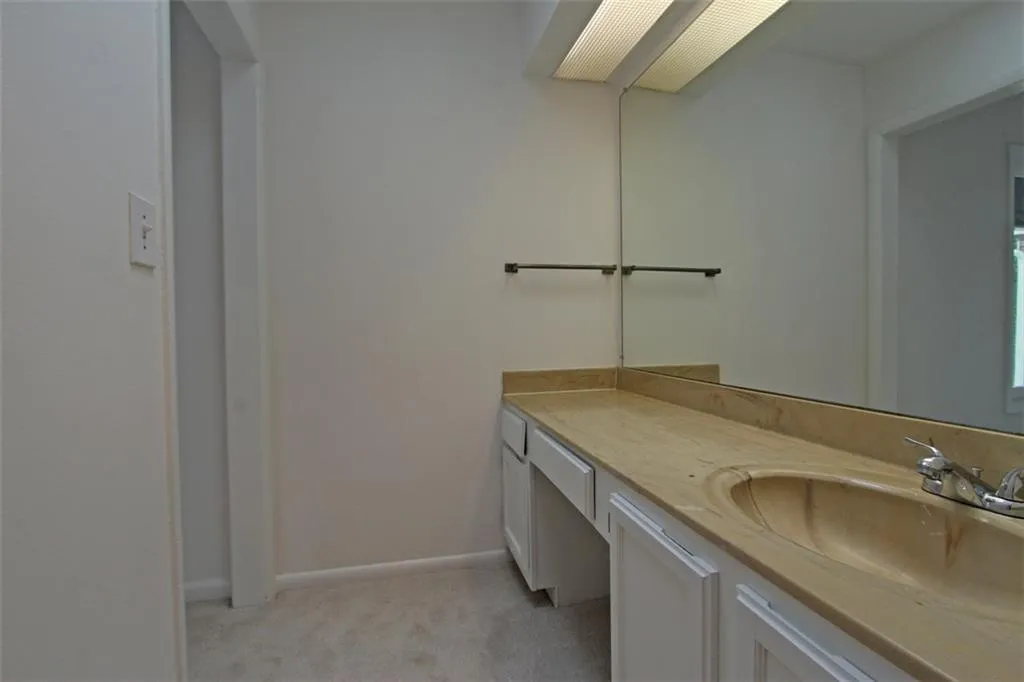 80 Goldrush Circle, Sandy Springs, Georgia 30328, 2 Bedrooms Bedrooms, ,2 BathroomsBathrooms,Residential,Sold,80 Goldrush Circle,5807914