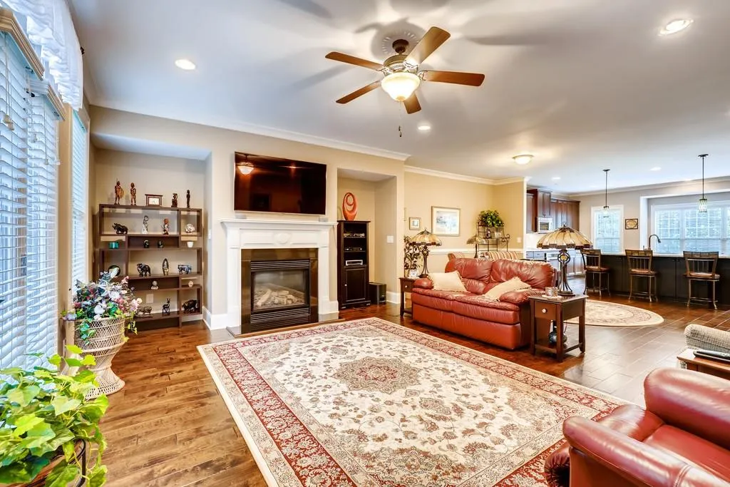 1223 Apperley Place, Sandy Springs, Georgia 30350, 4 Bedrooms Bedrooms, ,3 BathroomsBathrooms,Residential,Sold,1223 Apperley Place,6612758