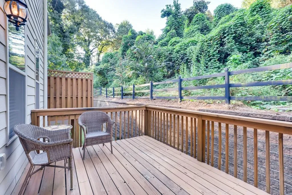 1223 Apperley Place, Sandy Springs, Georgia 30350, 4 Bedrooms Bedrooms, ,3 BathroomsBathrooms,Residential,Sold,1223 Apperley Place,6612758