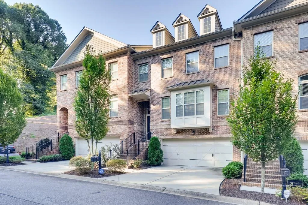 1223 Apperley Place, Sandy Springs, Georgia 30350, 4 Bedrooms Bedrooms, ,3 BathroomsBathrooms,Residential,Sold,1223 Apperley Place,6612758