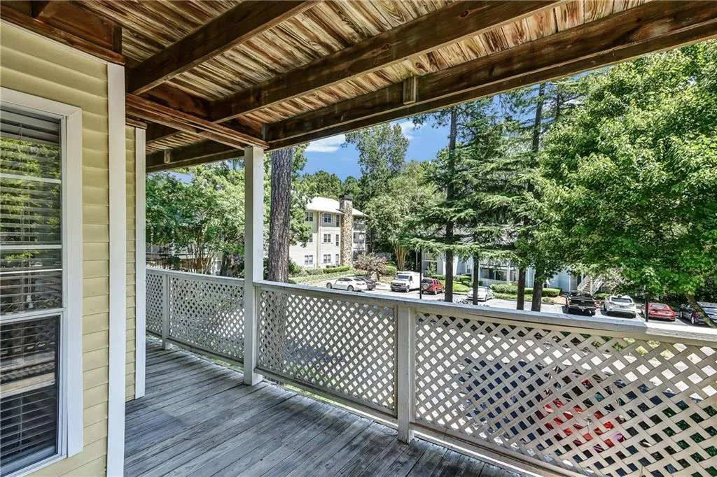 6806 Glenridge Drive Unit G, Sandy Springs, Georgia 30328, 2 Bedrooms Bedrooms, ,2 BathroomsBathrooms,Residential,Sold,6806 Glenridge Drive Unit G,6603804