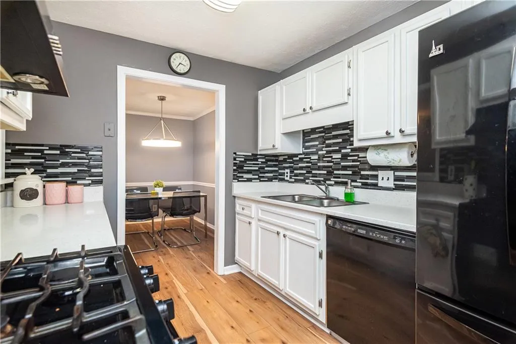 1003 Gettysburg Place Unit 1003, Sandy Springs, Georgia 30350, 2 Bedrooms Bedrooms, ,2 BathroomsBathrooms,Residential,Sold,1003 Gettysburg Place Unit 1003,6750979 1003 Gettysburg Place Unit 1003, Sandy Springs, Georgia 30350, 2 Bedrooms Bedrooms, ,2 BathroomsBathrooms,Residential,Sold,1003 Gettysburg Place Unit 1003,6750979